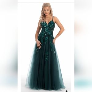 Floral Emerald Beaded Plunging Tulle Ballgown, size 4